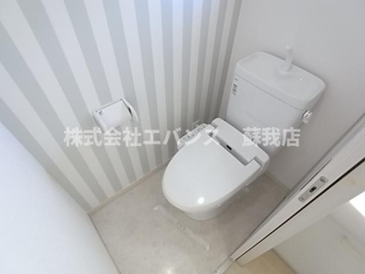 【トイレ】 | アール・ヴェール | 落ち着いた色調のトイレです