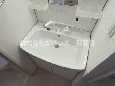 【独立洗面台】 | アール・ヴェール | 独立洗面化粧台が付いています