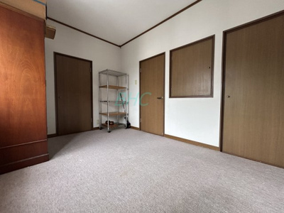 【洋室】 | 錦織１丁目 | クローゼットのあるお部屋！荷物を収納することでお部屋をスマートに見せることができます。