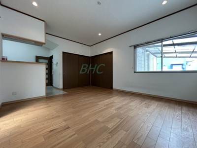 【居間・リビング】 | 錦織１丁目 | 家族との時間、自分の時間共に大切にできる空間がここにあります。