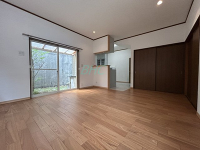 【居間・リビング】 | 錦織１丁目 | ご家族やお客様との時間など、多くの時を刻む空間。