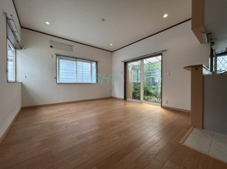 【居間・リビング】 | 錦織１丁目 | 一日の中で多くの時間を過すことになる住まいだからこそ、いつも穏やかな空間であることが必然。