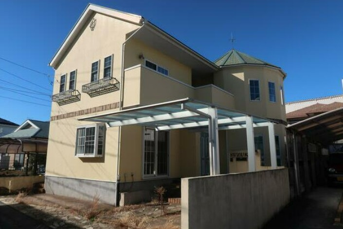 【中古】坂戸市にっさい花みず木中古住宅の外観|5SLDKで二世帯住宅も可能！敷地67坪！
こだわりのデザイナーズ住宅です☆