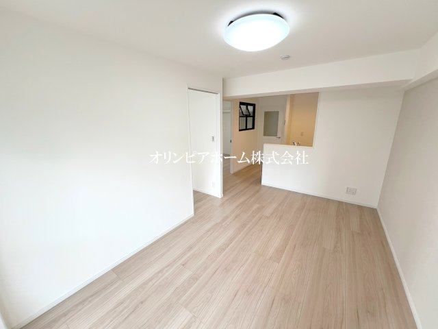 東大島ハイライズ　2階　リノベーション済 　の居間・リビング