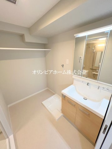 東大島ハイライズ　2階　リノベーション済 　の独立洗面台