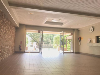 【エントランス】 | 東大島ハイライズ　4階　リ　ノベーション済 　