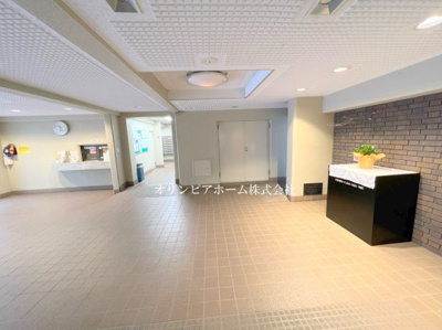 【エントランス】 | 東大島ハイライズ　4階　リ　ノベーション済 　