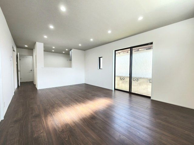 【居間・リビング】の画像