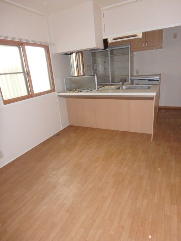 坂戸市花影町中古戸建の居間・リビング