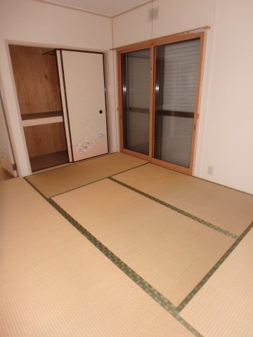 坂戸市花影町中古戸建の和室