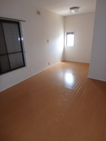 坂戸市花影町中古戸建の洋室