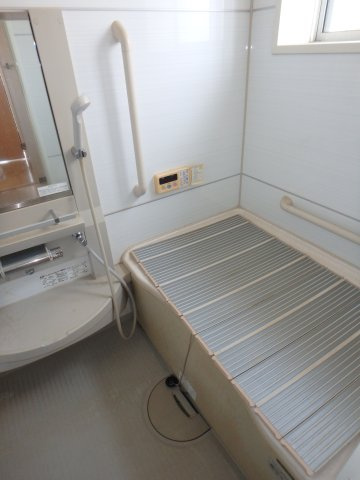 坂戸市花影町中古戸建の浴室