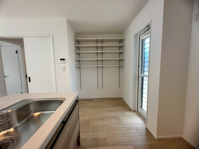 ♪♪沖縄市美里６丁目-12号棟(全9棟)の玄関|ゆったりとした玄関です