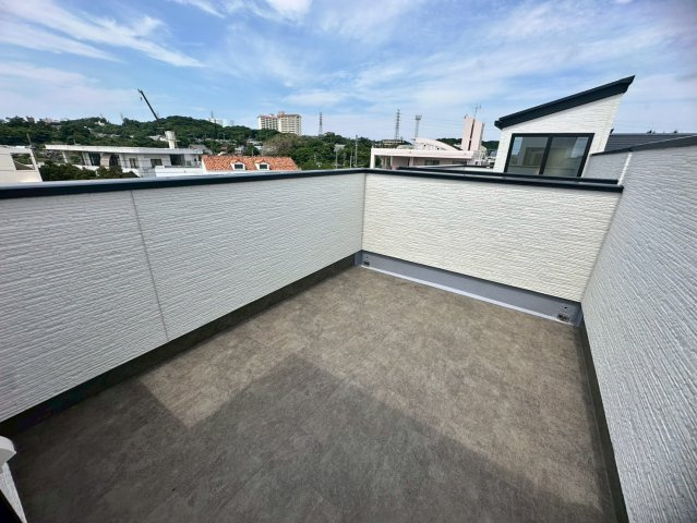 ♪♪沖縄市美里６丁目-12号棟(全9棟)のバルコニー|開放的で明るい空間を演出してくれるバルコニーです