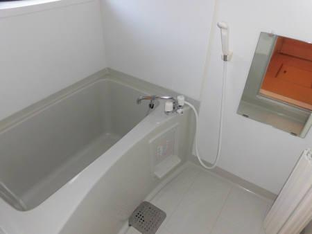 コンフォールウィルモアの浴室