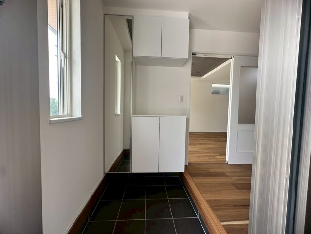 ♪♪沖縄市美里６丁目-11号棟(全9棟)の玄関|毎日通る玄関はこちらです