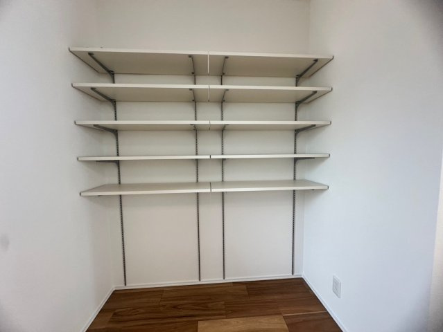 ♪♪沖縄市美里６丁目-11号棟(全9棟)の収納|小物を収納するのに便利です