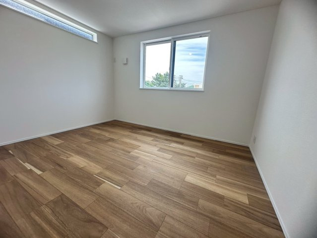 ♪♪沖縄市美里６丁目-11号棟(全9棟)の洋室|明るい洋室です