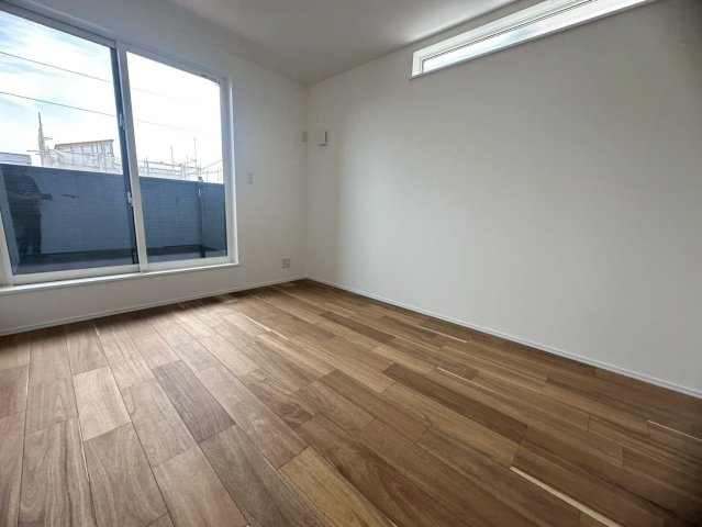 ♪♪沖縄市美里６丁目-11号棟(全9棟)の洋室|きれいな洋室です