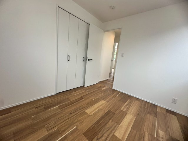 ♪♪沖縄市美里６丁目-11号棟(全9棟)の洋室|個人の部屋や寝室として使える洋室です