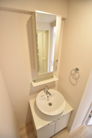 大阪市都島区東野田町４丁目の賃貸マンションの洗面所