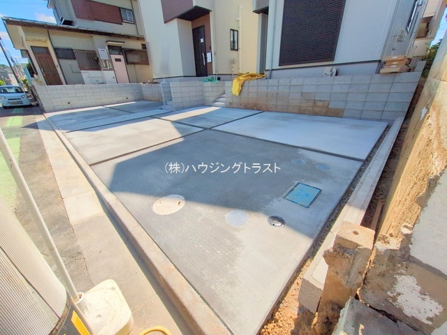 仲介手数料無料　KIS所沢市下安松19期・新築全2棟の駐車場