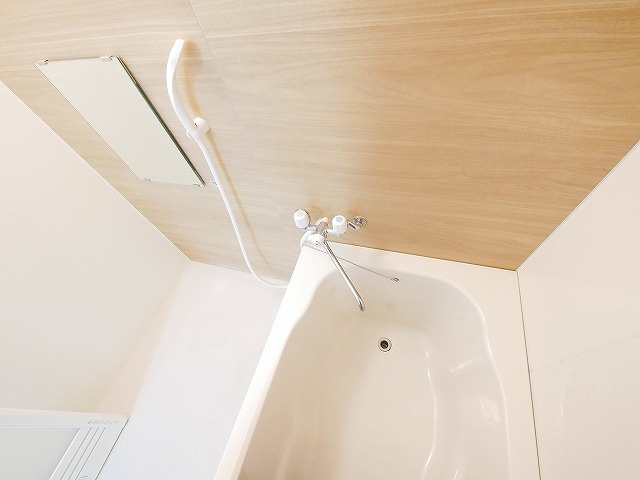 森本マンションの浴室