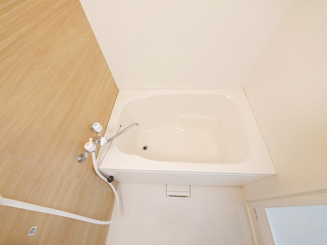 森本マンションの浴室