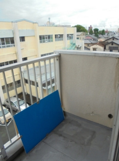 魚宗ビルのバルコニー|陽当たり良好なバルコニーです