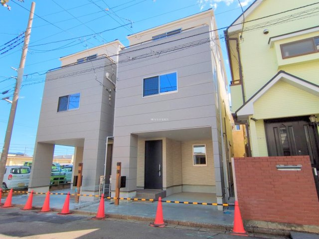 富士見市東みずほ台３丁目の新築一戸建の外観|2025年3月撮影
みずほ台駅徒歩10分の好立地！
ビルトイン車庫付き4SLDK新築一戸建て　全2棟！
資料請求やご見学などお気軽にお問い合わせください。