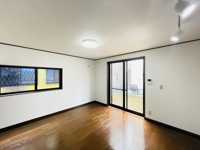 【居間・リビング】 | 深谷市上野台　中古戸建