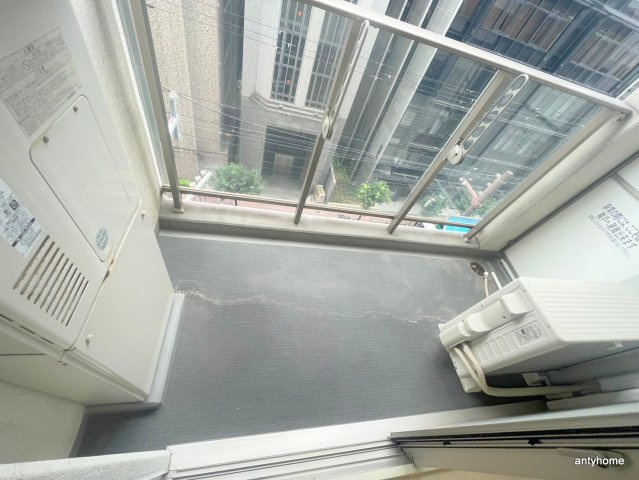 アーデン京町堀イースト　仲介手数料無料のバルコニー