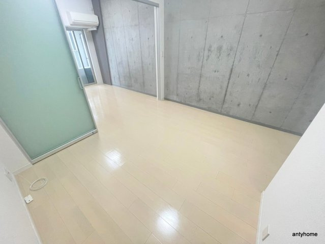 アーデン京町堀イースト　仲介手数料無料の居間・リビング