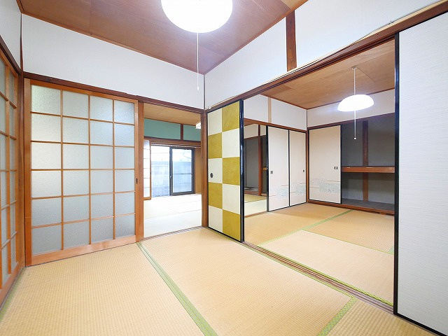 柴屋町借家の内装|おしゃれな内装です