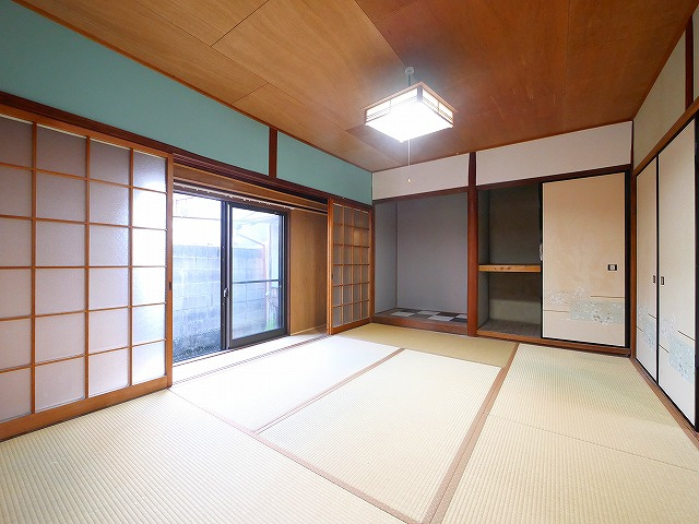 柴屋町借家の和室|和室があると落ち着いた雰囲気になりますね