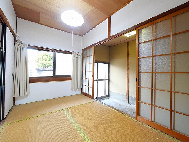 柴屋町借家の和室|和室、ちょっとしたくつろぎスペースにいかがでしょうか