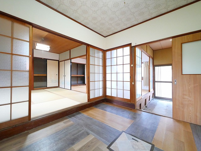 柴屋町借家の内装|内装もきれいです