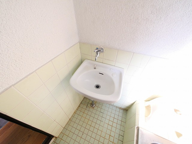 柴屋町借家の設備|洗面台