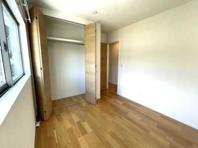 【洋室】 | 中古一戸建　高知市旭天神町（東棟　未使用） | 2階　北洋室