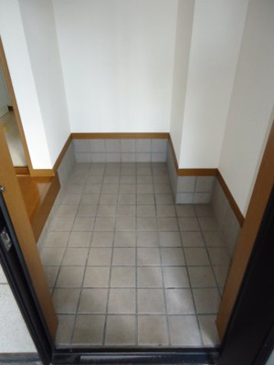 【玄関】 | シャイン沖野上C棟