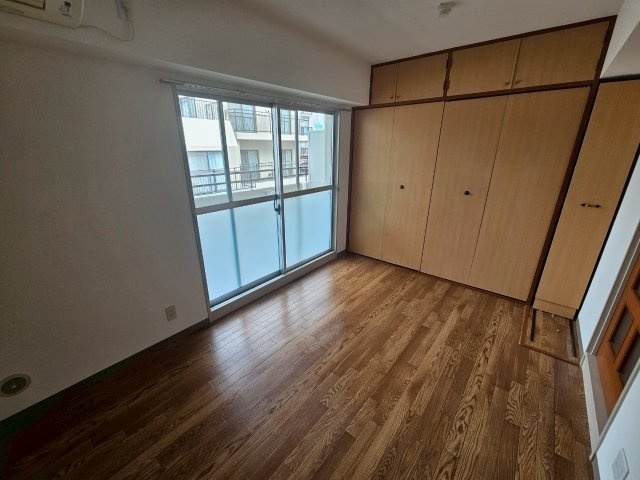 ユーロハイツ住吉の居間・リビング