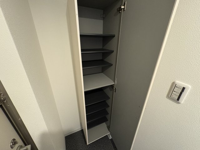 ジーメゾンエトワール西二見の収納