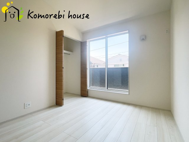 上尾市小泉7丁目　3期　新築一戸建て　ブルーミングガーデン　01の洋室|洋室です