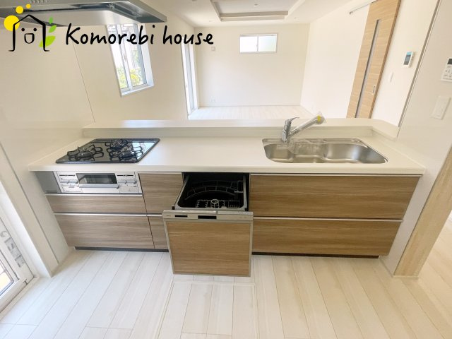 上尾市小泉7丁目　3期　新築一戸建て　ブルーミングガーデン　01のキッチン|使いやすいキッチンです