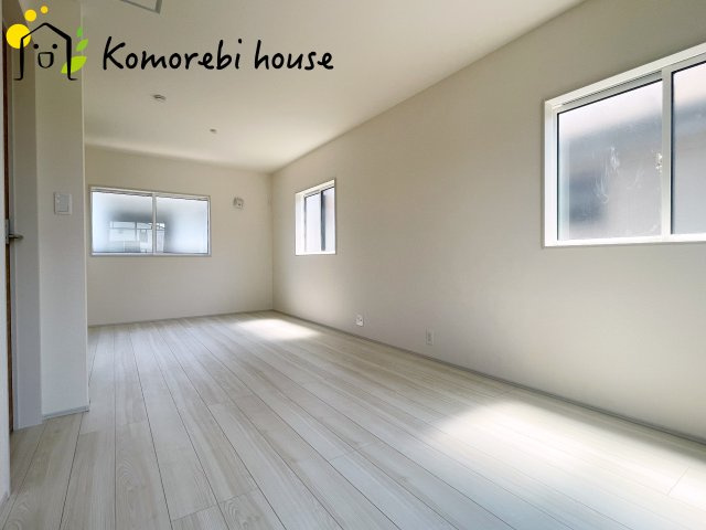 上尾市小泉7丁目　3期　新築一戸建て　ブルーミングガーデン　01の寝室|ゆとりの広さです