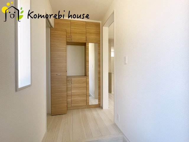 上尾市小泉7丁目　3期　新築一戸建て　ブルーミングガーデン　01のその他|廊下です