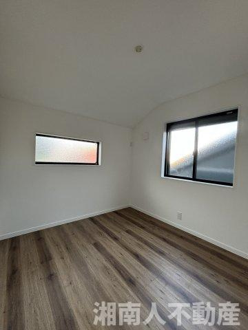 茅ヶ崎市東海岸北４丁目７４３３番２新築戸建の洋室|きれいな洋室です