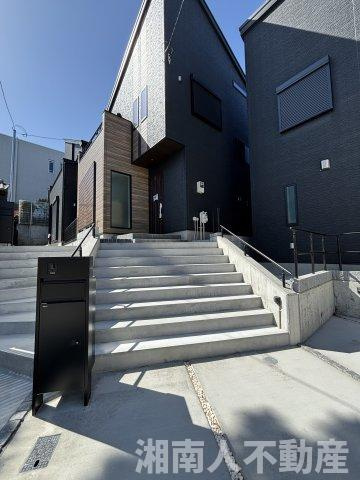 茅ヶ崎市東海岸北４丁目７４３３番２新築戸建の外観|おしゃれな外観です