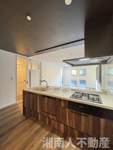 茅ヶ崎市東海岸北４丁目７４３３番２新築戸建のキッチン|きれいなキッチンです