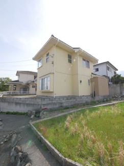 【外観】 | 南アルプス市山寺 H6年築の建物一新済の中古戸建 全室南向き | 建物北側